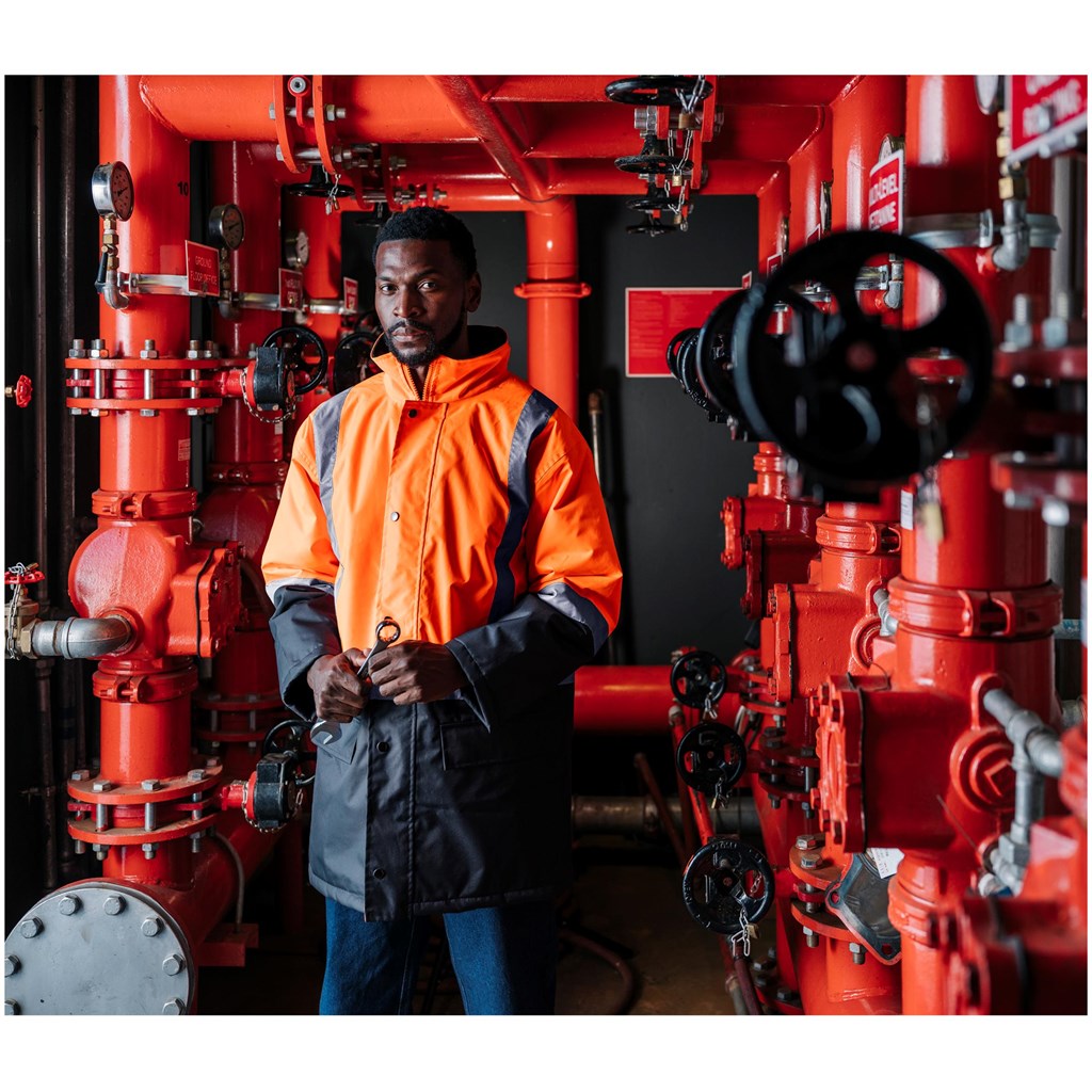 ALT-1701-O_LIFESTYLE02-NO-LOGO