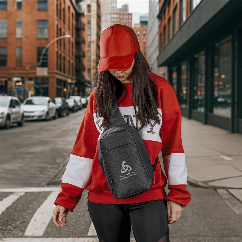 BG-SL-503-B-DG2_LIFESTYLE