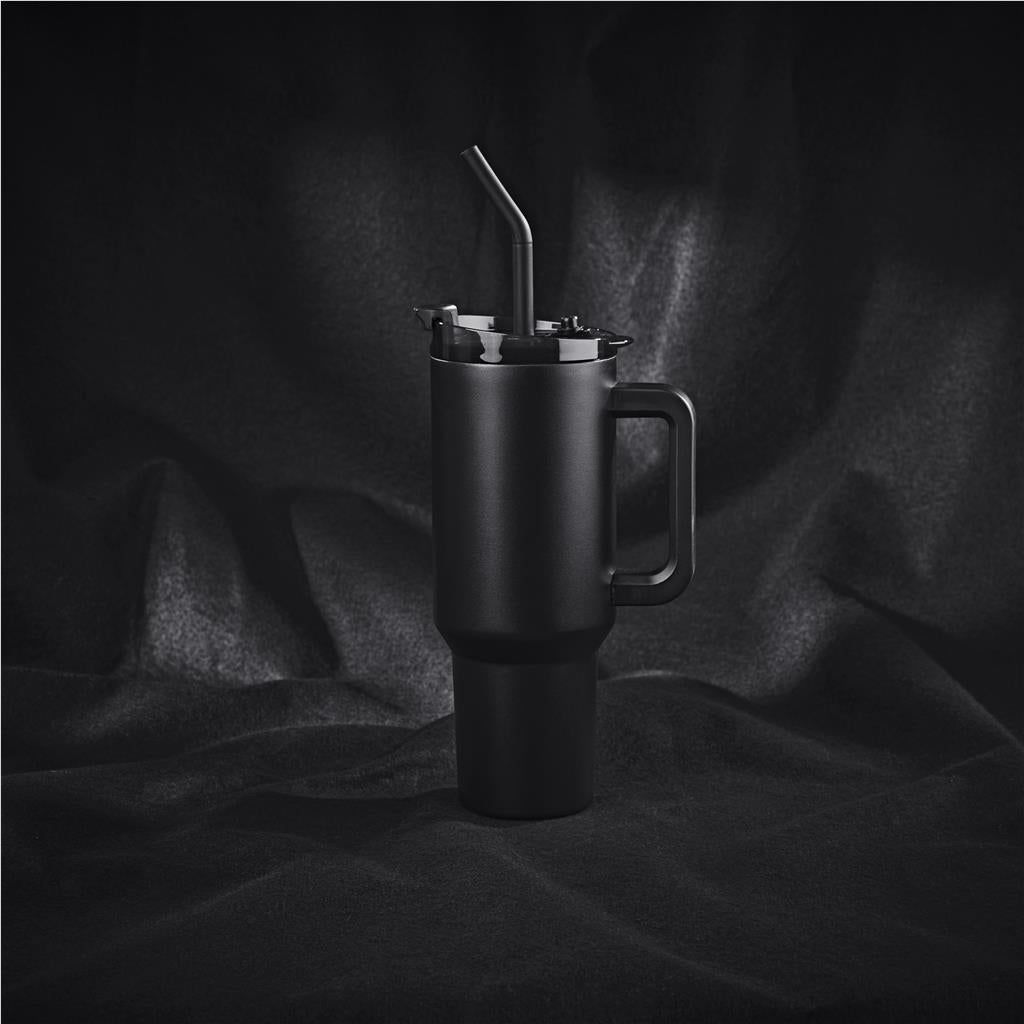 DR-AV-255-B_LIFESTYLE-NO-LOGO