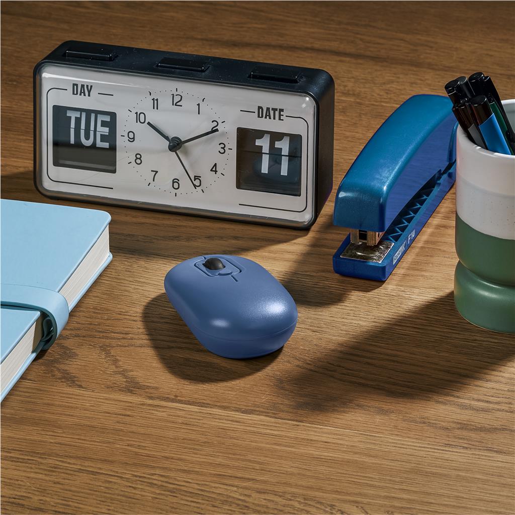 MT-SD-507-B-NB_LIFESTYLE-NO-LOGO