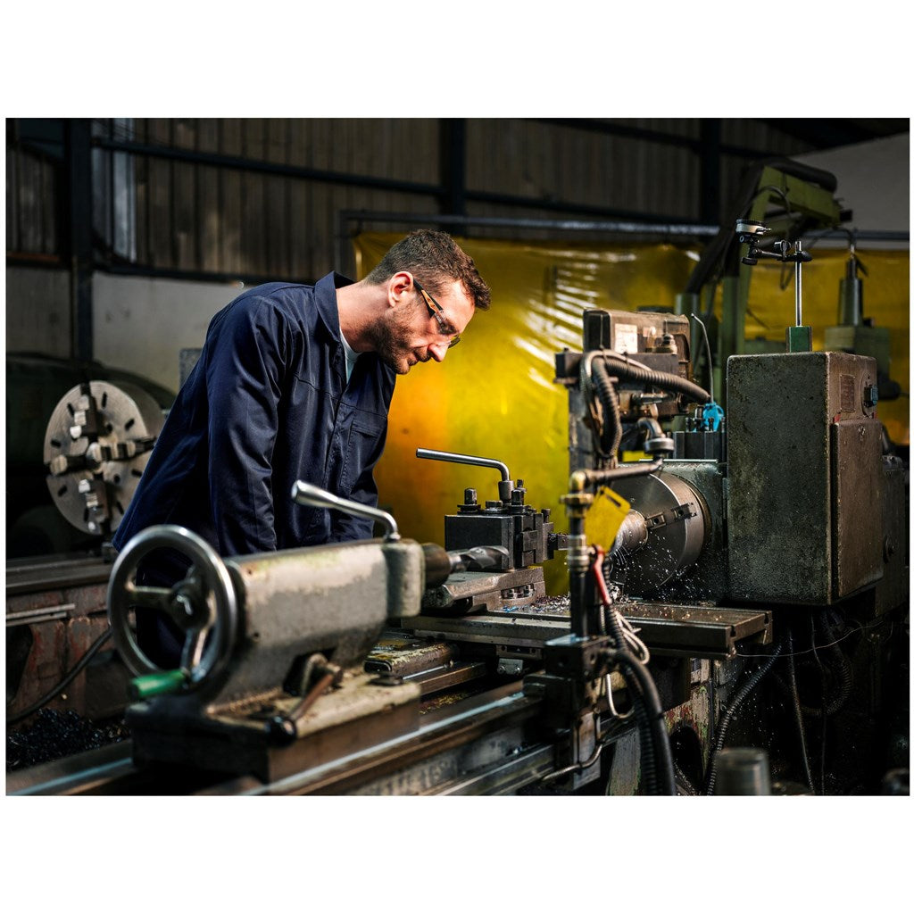 ALT-1103-N_LIFESTYLE01