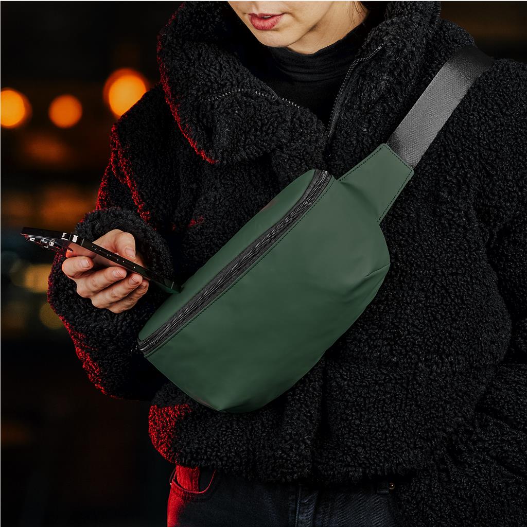 BG-SD-512-B-DG1_LIFESTYLE-NO-LOGO