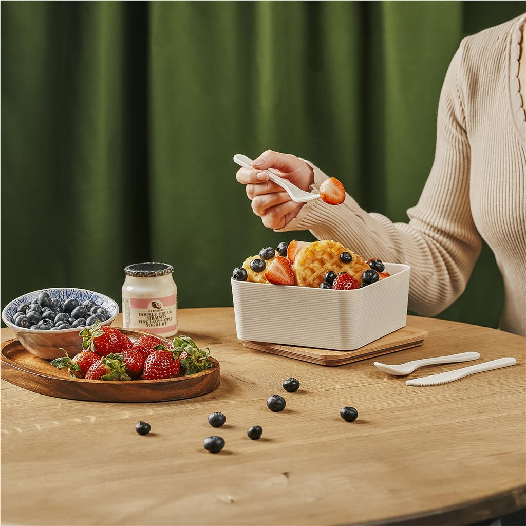 CL-OK-123-B_LIFESTYLE-NO-LOGO