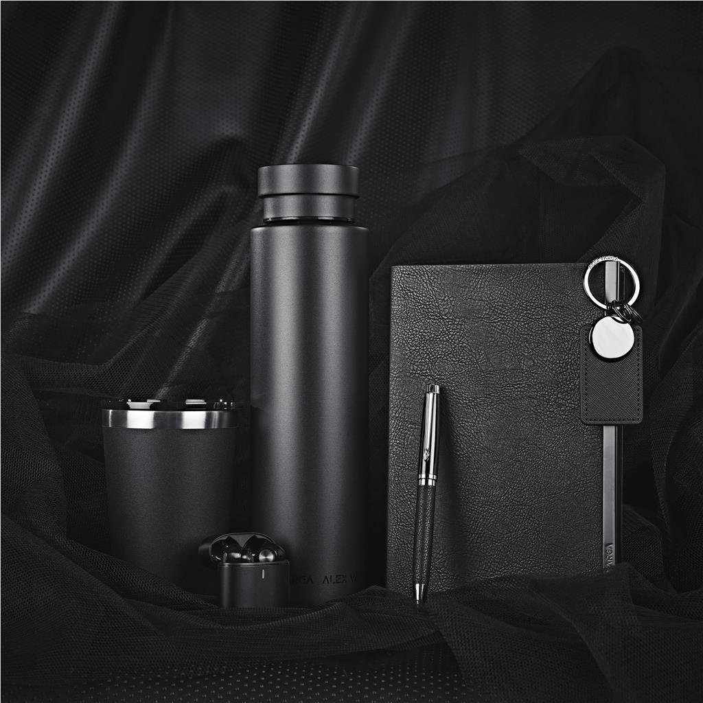 GF-AV-1170-B_LIFESTYLE-NO-LOGO