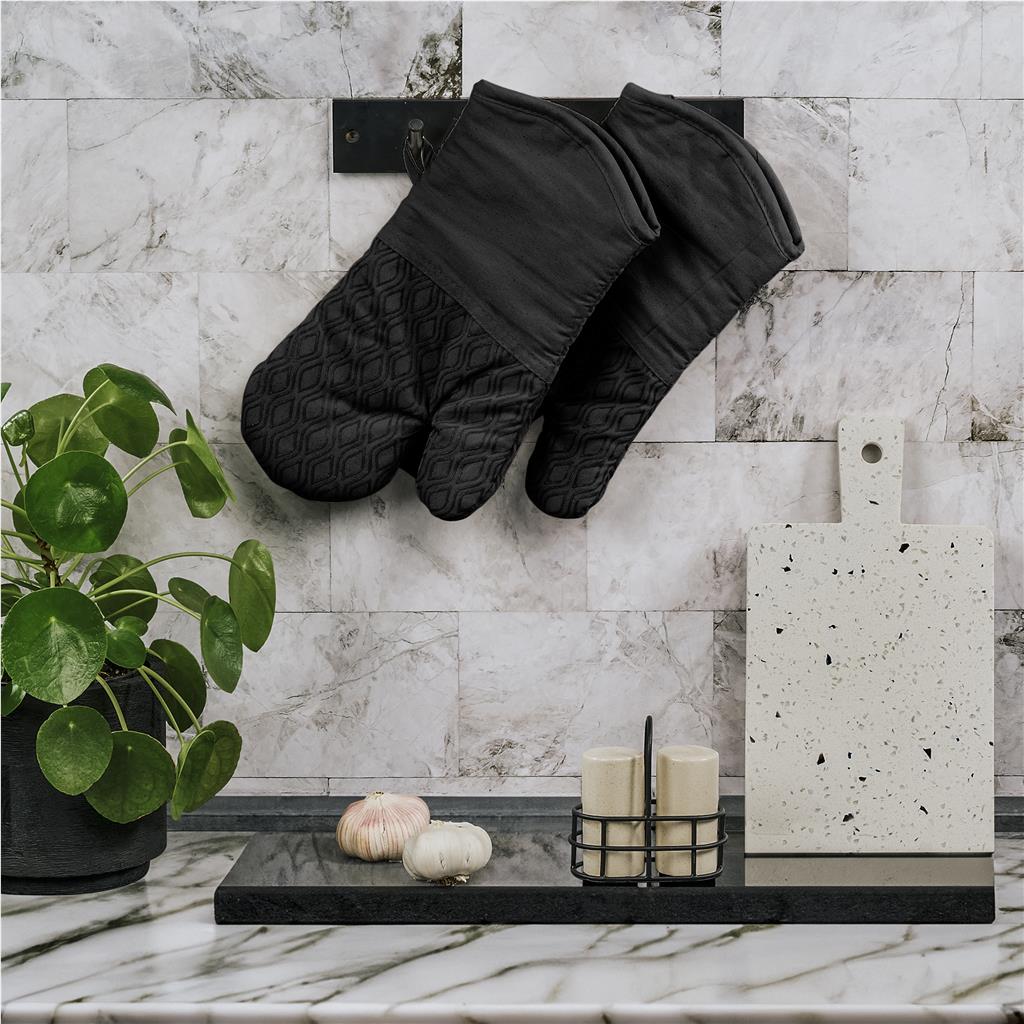 GF-SD-888-B-BL_LIFESTYLE-NO-LOGO