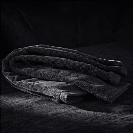 GP-AV-19-B_LIFESTYLE-NO-LOGO