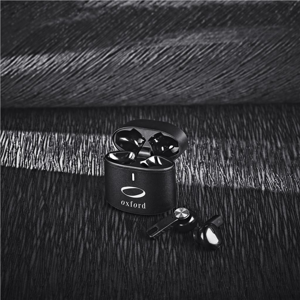 MT-AV-447-B_LIFESTYLE