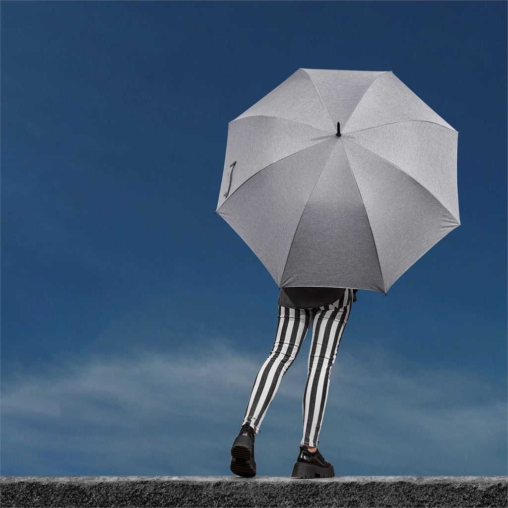 UM-SD-28-B-LIFESTYLE-NO-LOGO